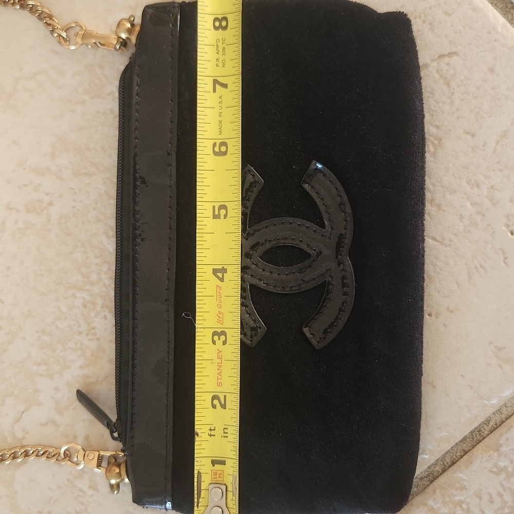 Chanel Black Suede Shoulder Bag - Picture 6 of 7
